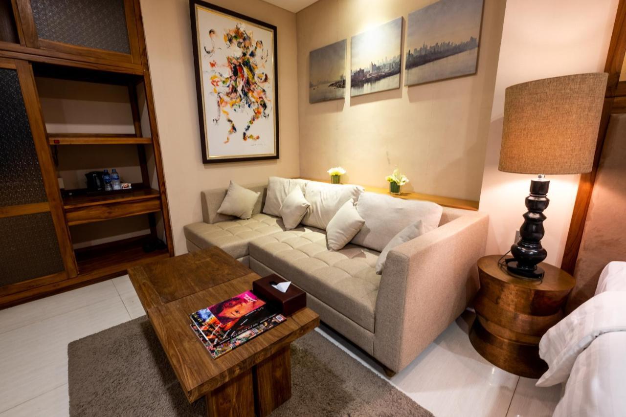 Raintree Boutique Villa & Gallery Джокякарта Екстериор снимка