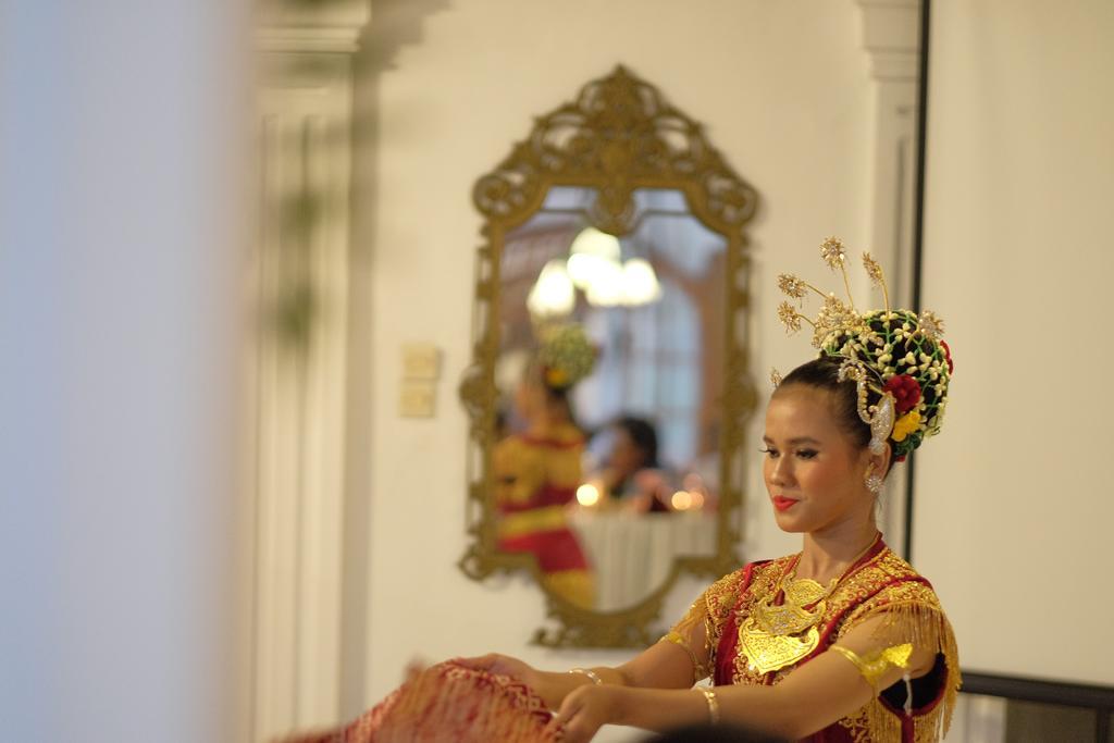 Raintree Boutique Villa & Gallery Джокякарта Екстериор снимка